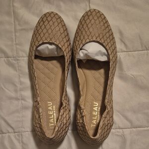 Italeau Vera Nude Flats 38.5